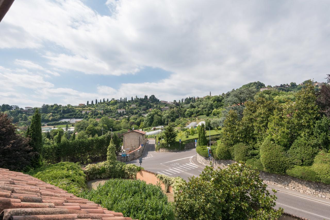 La Casa Dell'Architetto Panzió Bergamo Kültér fotó